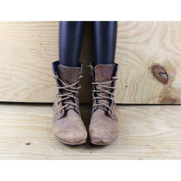 John Fluevog Boots Womens 7 Brown Distressed Leather Radio BBC Classic Lace Up - Picture 2 of 12